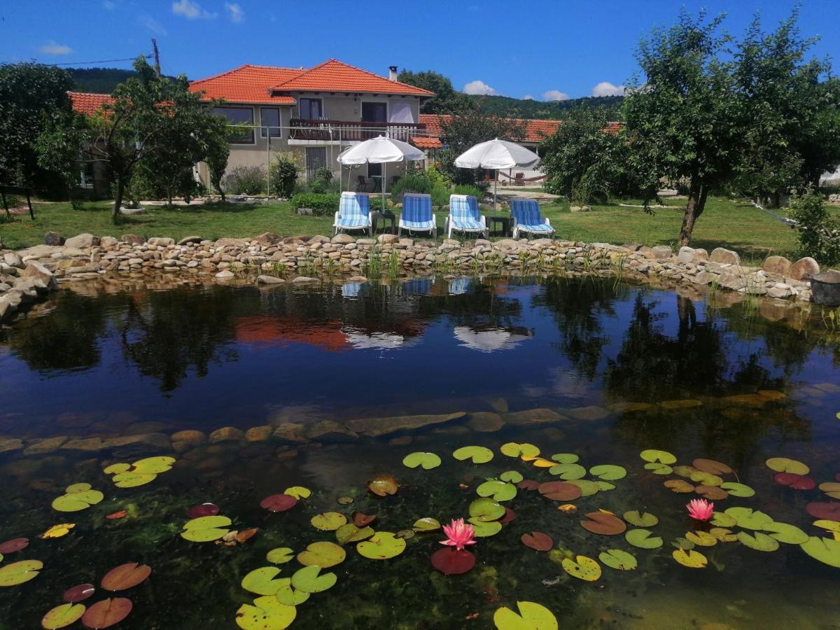 Calla Retreat Vezenkovo Ngoại thất bức ảnh