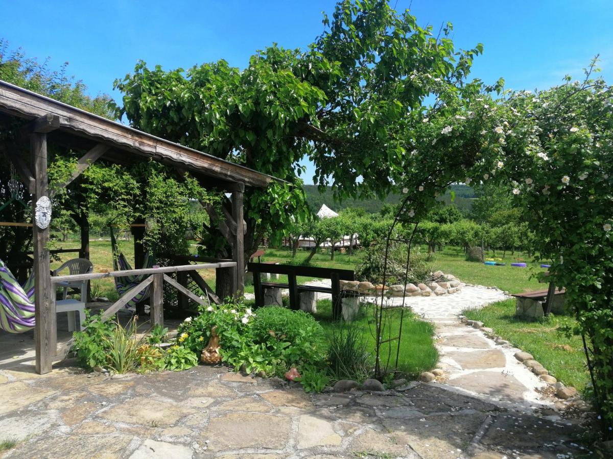 Calla Retreat Vezenkovo Ngoại thất bức ảnh