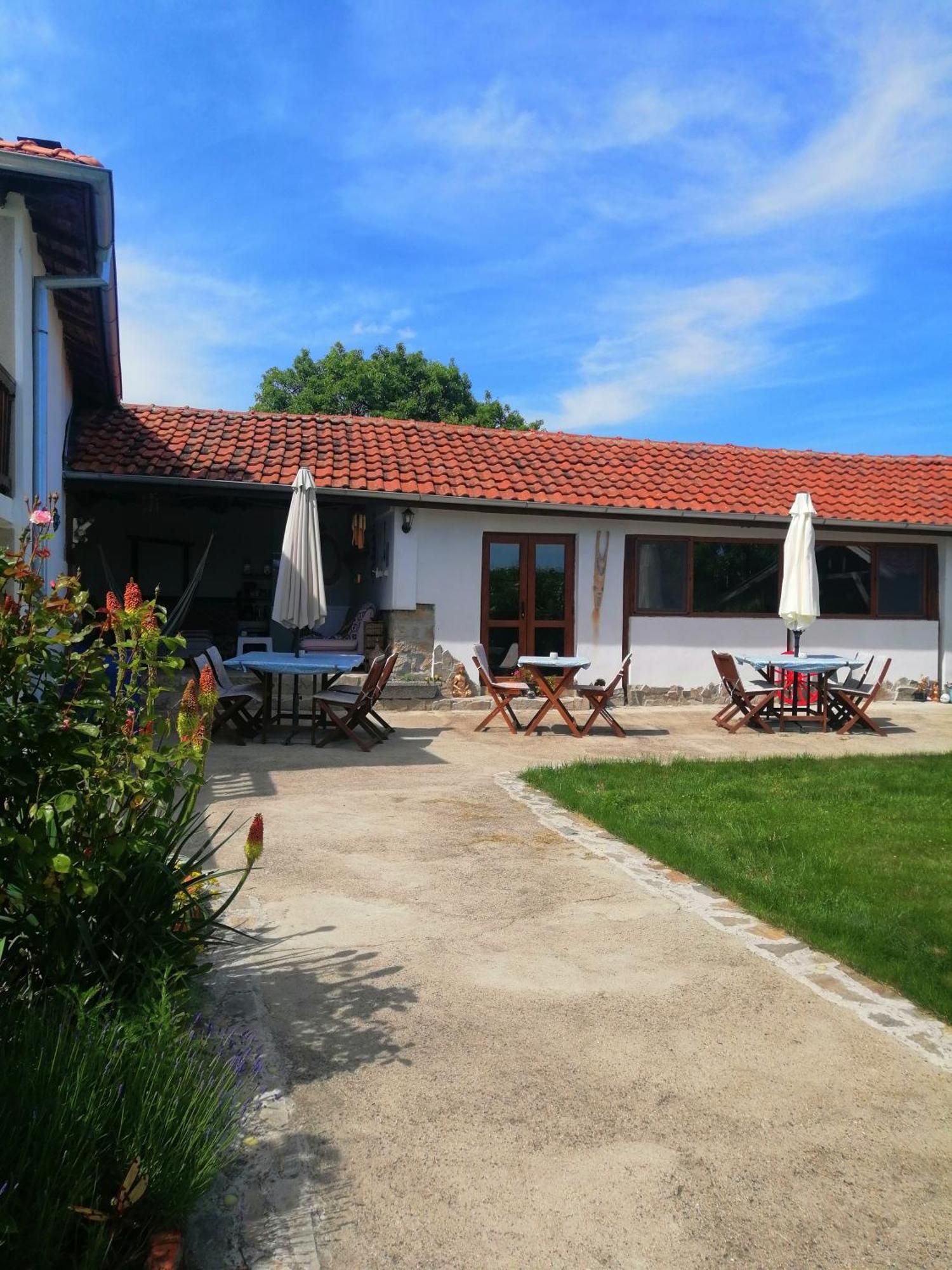 Calla Retreat Vezenkovo Ngoại thất bức ảnh